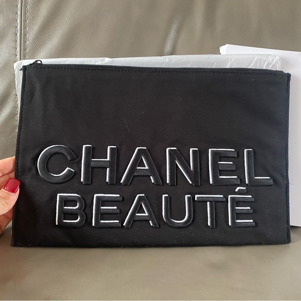 Chanel beauty Black Zippered Cosmetic Pouch